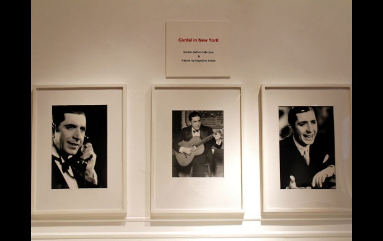 Detalle de algunas fotografías del cantante argentino Carlos Gardel, que forman parte de la muestra ''Gardel in New York''. EFE /