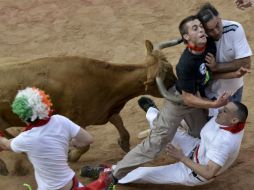 Termina la fiesta con un accidente y cuatro heridos más. EFE /