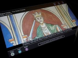 La única manera en que actualmente se puede visualizar la Carta Magna es en formato digital. AP /
