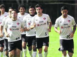 La plantilla de los Zorros, liderada por su capitán, el argentino Leandro Cufré (25), tiene 12 días sin dar declaraciones a la prensa. NTX /