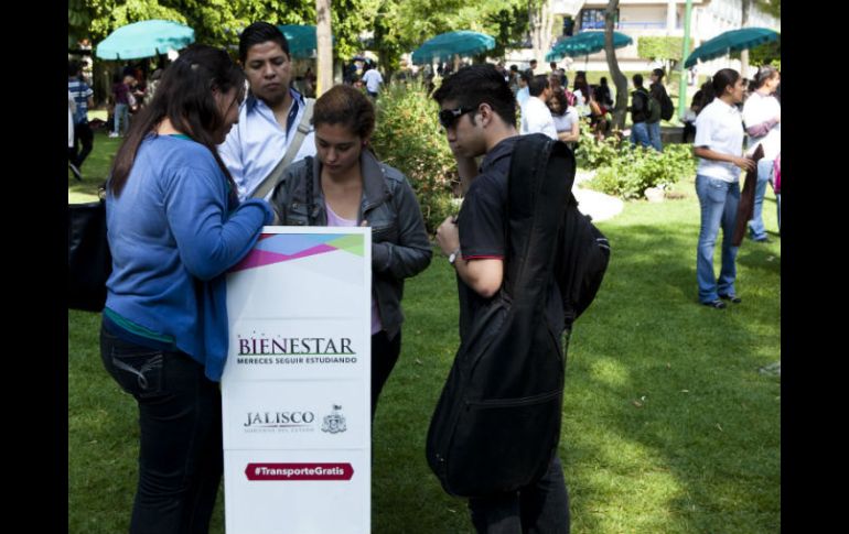 Refieren que alrededor de 66 mil estudiantes ya concluyeron con el registro y el resto está en proceso. ARCHIVO /