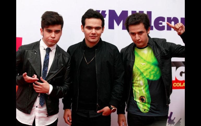 En la alfombra roja de los MTV Millennial Awards, el grupo 3Ball MTY. NTX /