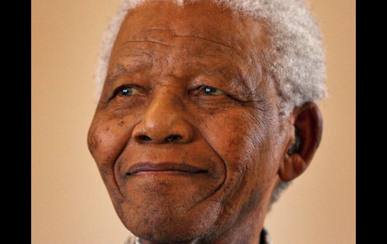 Hoy se celebra el Día Internacional de Mandela a nivel mundial, justo cuando cumple 95 años de edad. ARCHIVO /