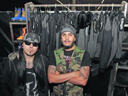 Creativos en la oscuridad. Para Johny Torres y David Reyes, de la firma Dead Liest Clothings, la base es el negro.  /