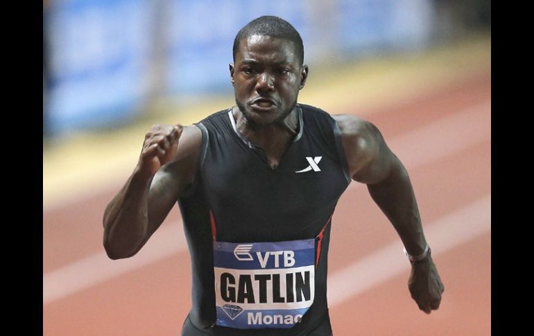 Sin rivales de peso, Gatlin se lleva la prueba en Mónaco. AP /