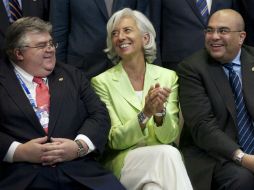 El director del Banco de México, Agustin Carstens, Christine Lagarde y Mahmoud Mohieldin durante la reunión. EFE /