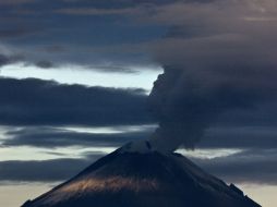 Por el momento, el Semáforo de Alerta Volcánica continúa en Amarillo Fase Tres. ARCHIVO /