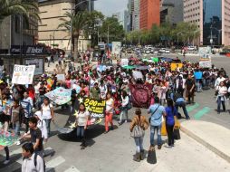 Jóvenes ''rechazados'' acusan que el Programa Emergente de la SEP no está en funcionamiento. NTX /