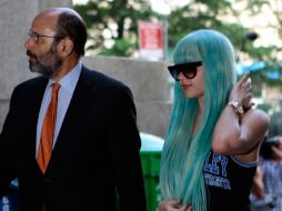 Amanda Bynes es detenida por la policía para la evaluación de su salud mental. AP /