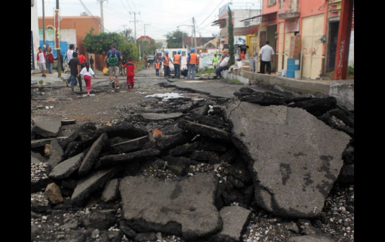 El ingeniero asevera que las poblaciones marginadas y pobres son más propensas a sufrir las consecuencias de las inundaciones. ARCHIVO /