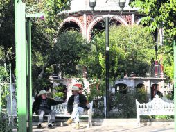 Concurrencia. En este jardín conviven propios y extraños. Para los lugareños es un sitio digno de presumir. ESPECIAL /