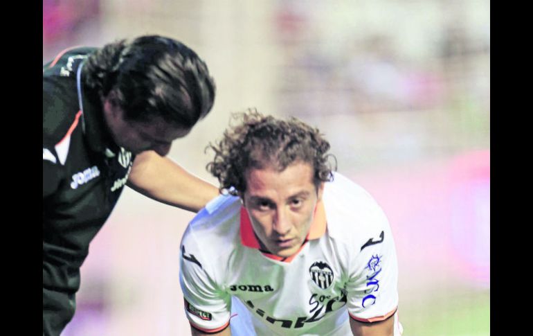 Guardado salió como titular en el duelo de su equipo ante el Milán, por la Guinness International Champions Cup. EFE /