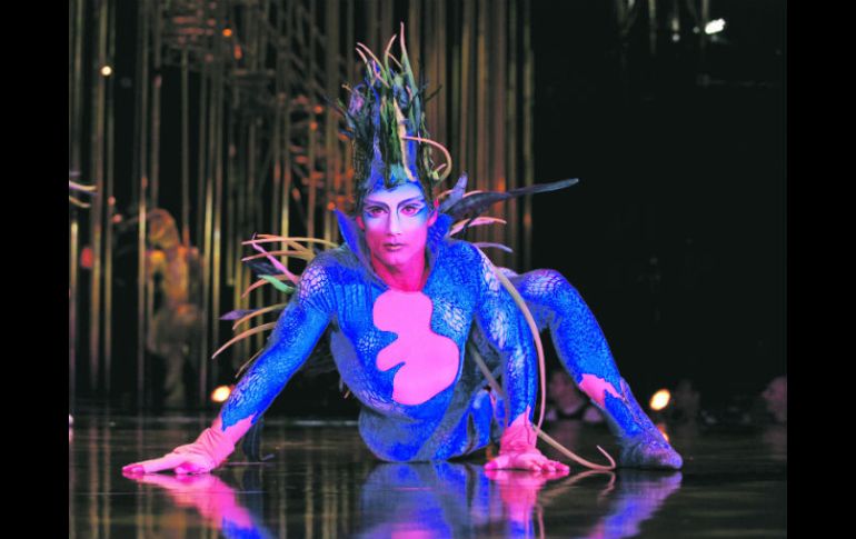 La magia y la destreza física hacen de ''Varekai'' un espectáculo que se quedará en la memoria de los espectadores. ESPECIAL /