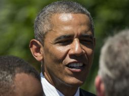 Barack Obama defiende un proyecto que contempla una vía a la ciudadanía para los 11 millones de inmigrantes indocumentados. AP /