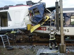 Dos locomotoras regionales colisionan a unos 50 kilómetros de la capital. EFE /