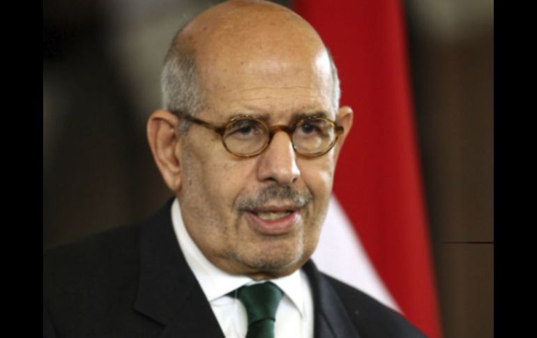 Mohamed el Baradei durante la rueda de prensa, donde expuso su punto de vista en cuanto a la reconciliación egipcia. EFE /