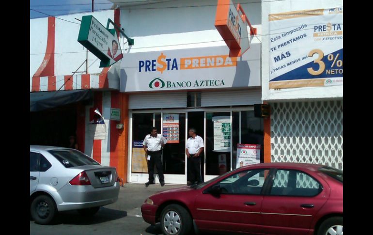 Los ladrones esperaron a los empleados para abordarlos y proceder al hurto.  /