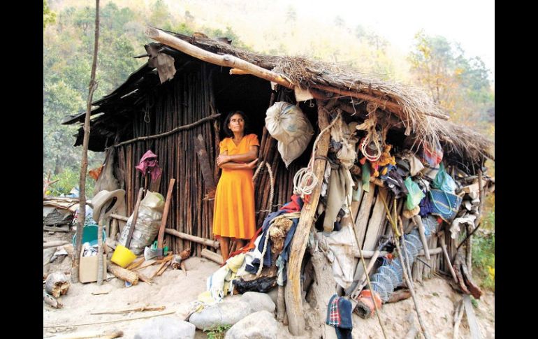 Para AI, pobreza significa falta de agua, salud y educación; ausencia de vivienda y hambre. ARCHIVO /