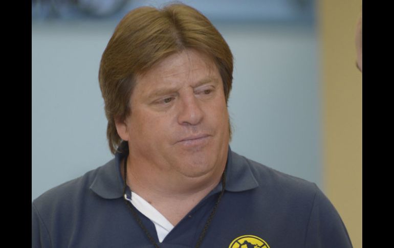 Miguel Herrera tiene que levantar a su equipo para el duelo ante León. MEXSPORT /