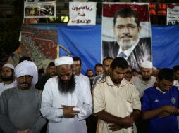 Simpatizantes del depuesto presidente egipcio Mohamed Morsi salieron a las calles de El Cairo a mostrar su inconformidad. AP /