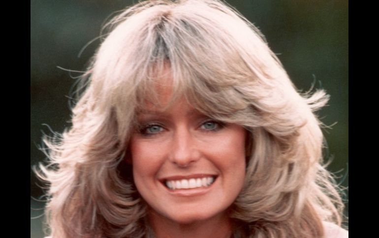 Una dentadura privilegiada en una sonrisa inolvidable: Farrah Fawcett. ARCHIVO /