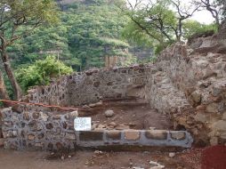 Desde el año pasado, el INAH interviene la cima del cerro El Tlatoani, donde se han localizado decenas de hallazgos arqueológicos. SUN /