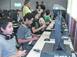 Educación multimedia. Las aulas serán equipadas con pintarrones interactivos, cañones y computadoras. EL INFORMADOR /