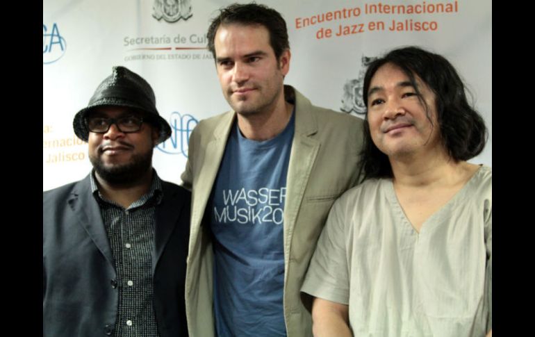 En la foto de izquierda a derecha: Nicholas Payton, Gilebrto Cervantes y Stomu Takeishi.  /