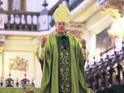 DOMINICAL. Francisco Robles, durante la misa de ayer en la Catedral. EL INFORMADOR /