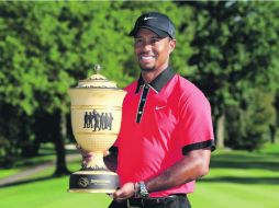 Woods igualó el récord de ocho triunfos en un mismo torneo que comparte con  Sam Snead, quien lo logró en el Greater Greensboro Open.  /