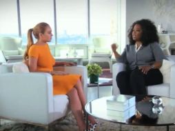 Lindsay Lohan accedió a entrevistarse con Oprah Winfrey por dos millones de dólares. ESPECIAL /