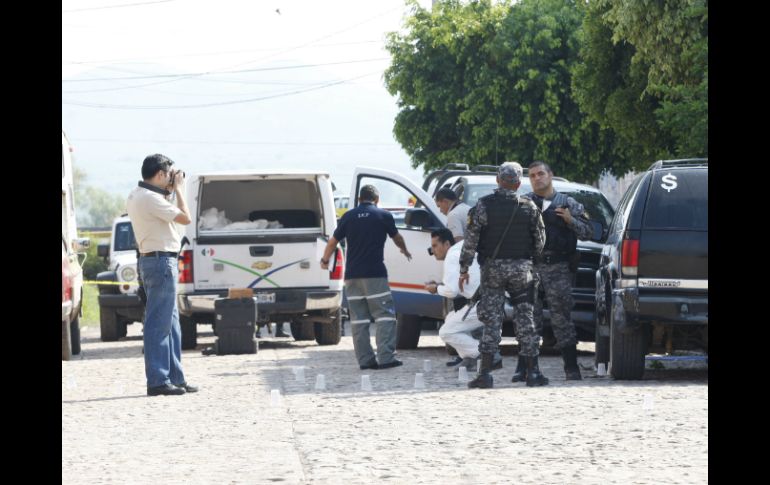 Autoridades en el lugar de los hechos.  /