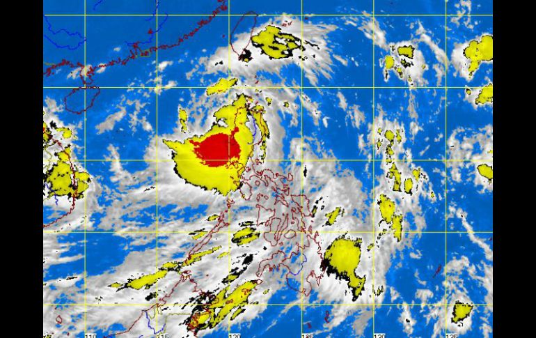 La tormenta presenta vientos sostenidos de 175 kilómetros por hora y ráfagas de hasta 210. TOMADA DE @dost_pagasa  /