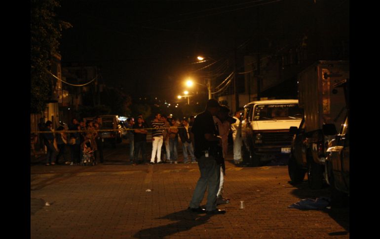 Los hechos ocurrieron alrededor de las 23:50 horas en el cruce de las calles Libertad y Munguía.  /