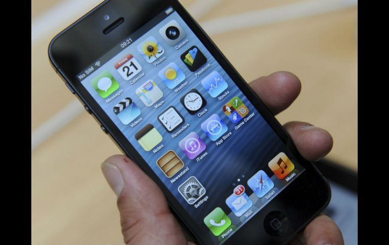 El próximo iPhone utilizará el sistema operativo iOS7 e incluirá nueva tipografía. ARCHIVO /