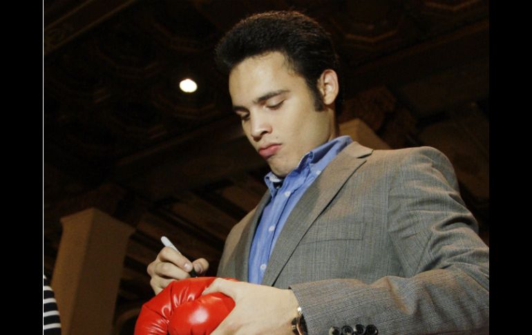 Julio César Chávez Jr. deberá esperar para volver al ring. ARCHIVO /