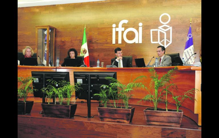 El panista, Marcos Aguilar Vega informó que el 21 de agosto presentarán el dictamen de modificaciones al Ifai, para su discusión. NTX /