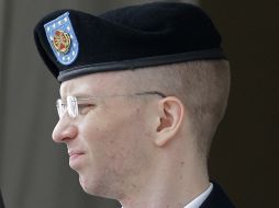 El soldado Bradley Manning ha dicho que se arrepiente del daño que causó a EU con la filtración de documentos. AP /