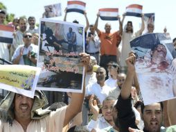 En la manifestación se escuchó el apellido del ex presidente Mursi. AP /