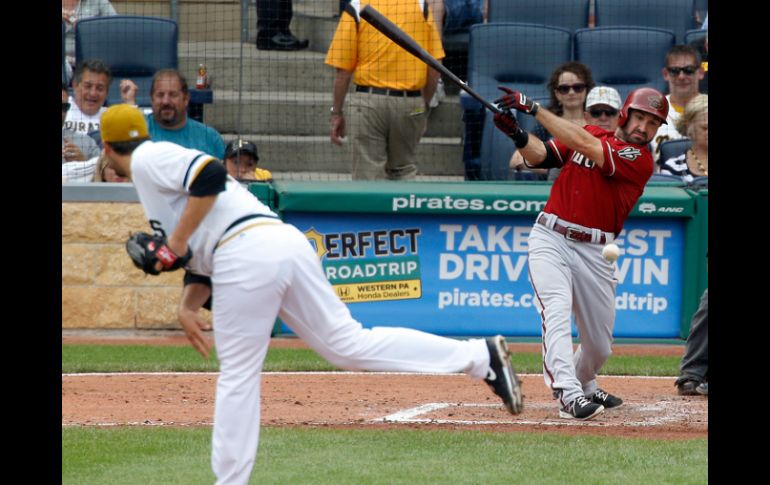 Adam Eaton se convirtió en el héroe del partido al conectar doblete en la décimo sexta entrada. AP /