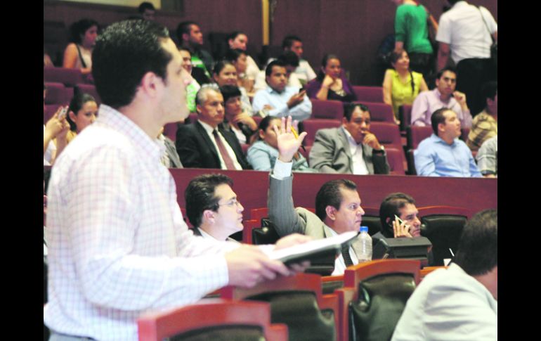 Sesión del pleno. Diputados locales enfrentan un panorama adverso en materia presupuestal para los últimos meses del año. EL INFORMADOR /