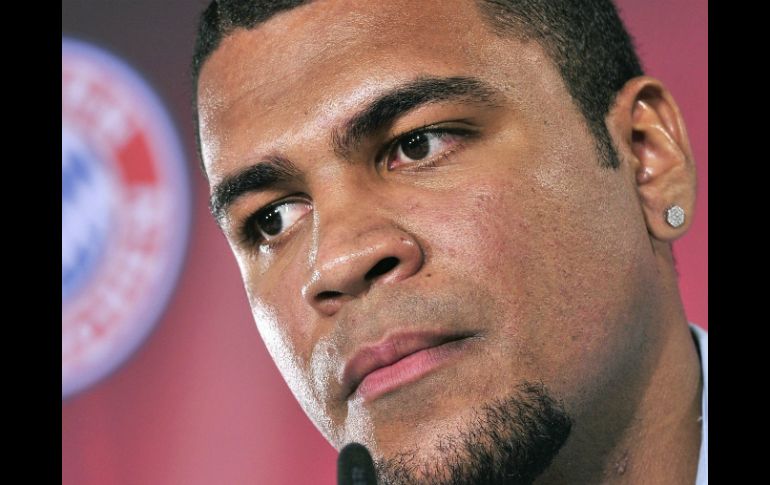 Breno asegura que aún tiene el sueño de volver al futbol profesional. EFE /