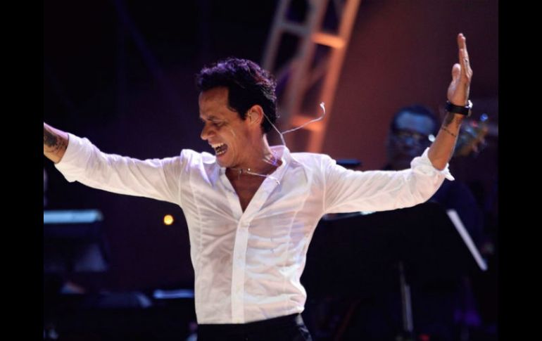 Marc Anthony promete una fiesta de luz, color, sabor y baile con su tour ''Vivir mi vida 2013''. ARCHIVO /