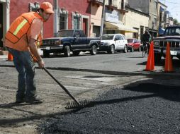 La pavimentación será con asfalto en ocho mil 300 metros cuadrados del Camino al Rosario. ARCHIVO /