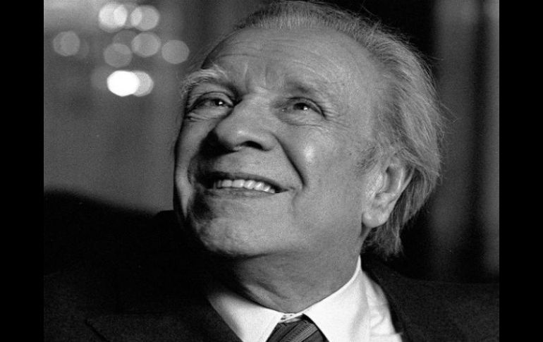 Los expertos aseguran que Jorge Luis Borges no consiguió el tan anhelado Nobel de Literatura por sus posturas políticas. ARCHIVO /