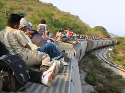 Al llegar a la ciudad de Arriaga, abordarían el tren de carga que los acercaría a la frontera con Estados Unidos. ARCHIVO /