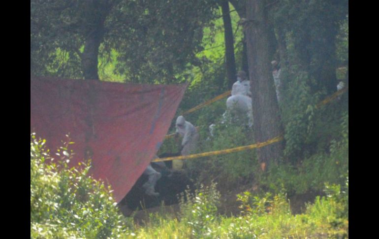 Elementos de la PGR encontraron una serie de osamentas en Tlalmanalco presuntamente vinculadas al caso ''Heaven''. ARCHIVO /