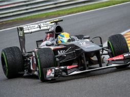 Esteban Gutiérrez, del equipo Sauber, se colocó en el segundo peldaño en algunos momentos de la Q1. AP /