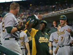 Los Atléticos de Oakland celebran su victoria ante los Tigres de Detroit. AFP /