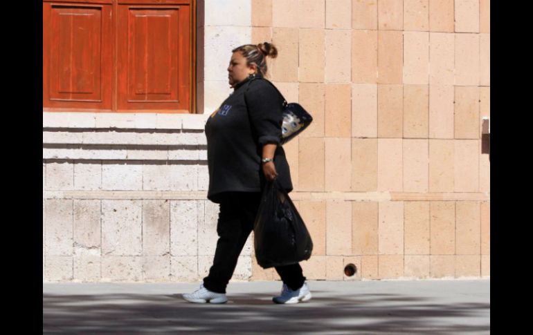 La mayoría de los trabajadores adscritos al IMSS Jalisco tiene algún grado de sobrepeso e incluso de obesidad, causa de la diabetes. ARCHIVO /